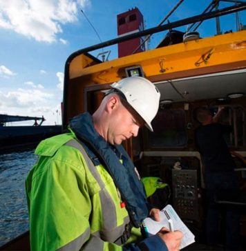 Ensuring Precision in Cargo Measurement with Professional Draft Surveyors